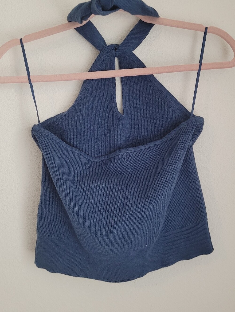 Banana Republic Halter Sweater Top Size M Blue Ribbed Knit Keyhole Tie NWT - Picture 3 of 7